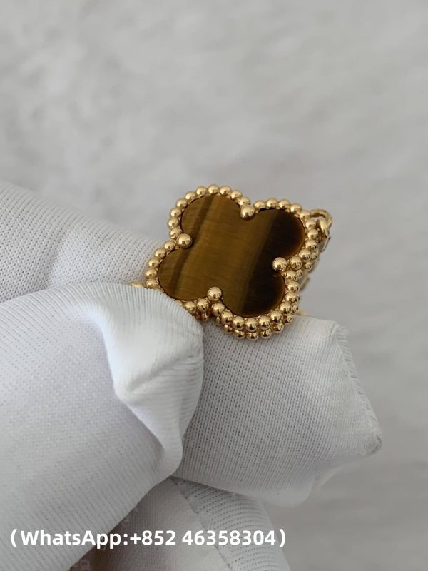 Custom Solid 18k Gold Van Cleef & Arpels Jewelry Vintage Alhambra Bracelet 5 Motifs Tiger Eye Custom Solid 18k Gold Van Cleef & Arpels Jewelry Vintage Alhambra Bracelet 5 Motifs Tiger Eye