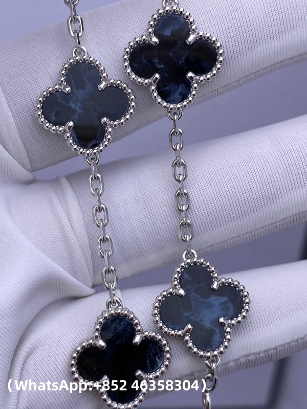 Custom Solid 18k Gold Van Cleef & Arpels Jewelry Vintage Alhambra Bracelet 5 Motifs Natural Peterite Custom Solid 18k Gold Van Cleef & Arpels Jewelry Vintage Alhambra Bracelet 5 Motifs Natural Peterite