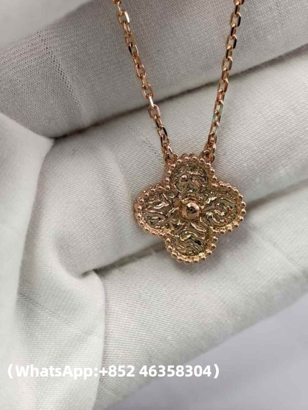 Custom Solid 18k Gold Van Cleef & Arpels Jewelry Vintage Alhambra Pendant Custom Solid 18k Gold Van Cleef & Arpels Jewelry Vintage Alhambra Pendant
