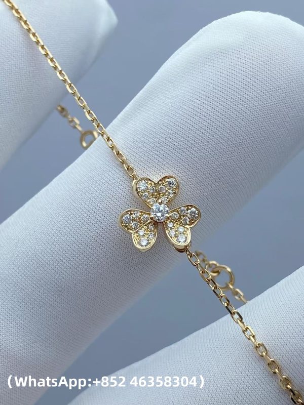 Custom Solid 18k Gold Van Cleef & Arpels Jewelry Frivole Bracelet Mini Model Custom Solid 18k Gold Van Cleef & Arpels Jewelry Frivole Bracelet Mini Model