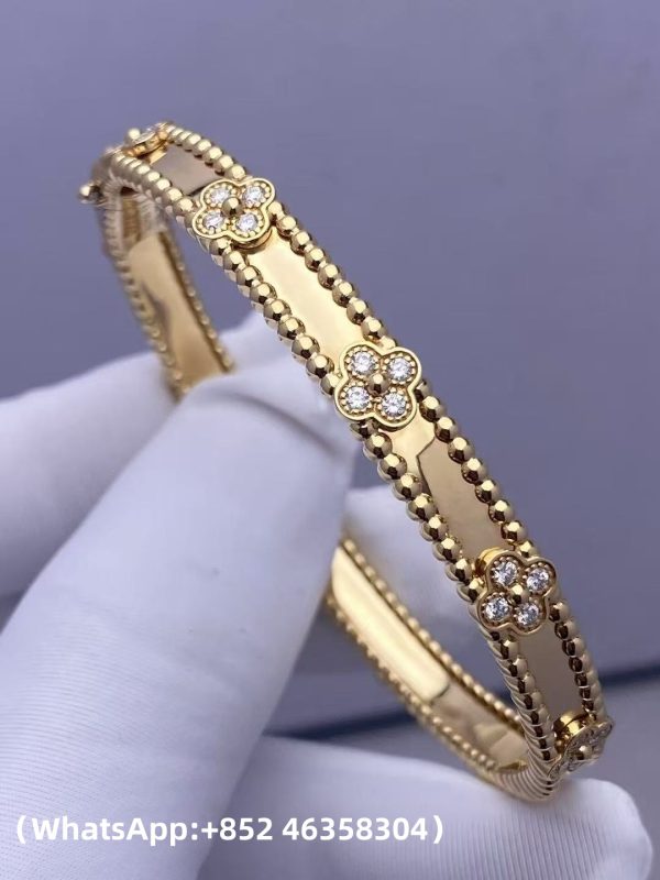 Custom Solid 18k Gold Van Cleef & Arpels Jewelry Perlée Sweet Clovers Bracelet Medium Model Diamond Custom Solid 18k Gold Van Cleef & Arpels Jewelry Perlée Sweet Clovers Bracelet Medium Model Diamond