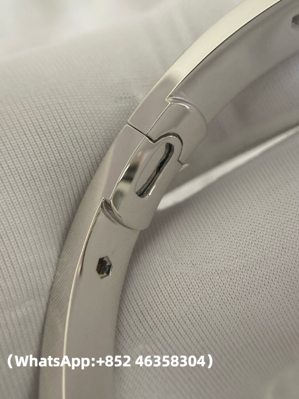 Custom Solid 18k Gold Cartier Jewelry LOVE Bracelet Classic Model Paved 10 Diamonds Custom Solid 18k Gold Cartier Jewelry LOVE Bracelet Classic Model Paved 10 Diamonds